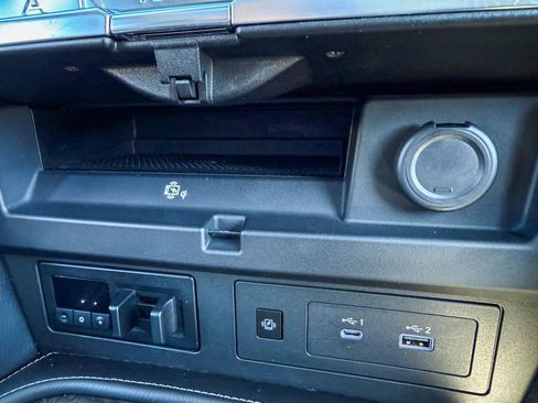 Certified 2021 Nissan Armada Platinum w/ Captain's Chairs Package image 48