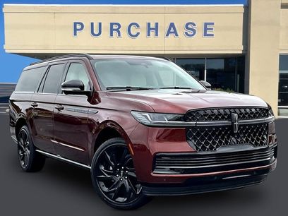 New 2027 Lincoln Navigator L Reserve w/ Jet Appearance Package