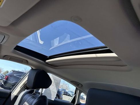 Used 2022 Honda Accord Touring image 16