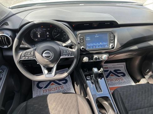 Used 2024 Nissan Kicks SV FWD image 10
