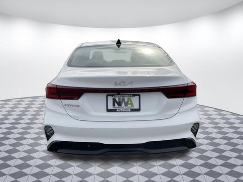 Used 2024 Kia Forte LXS image 4