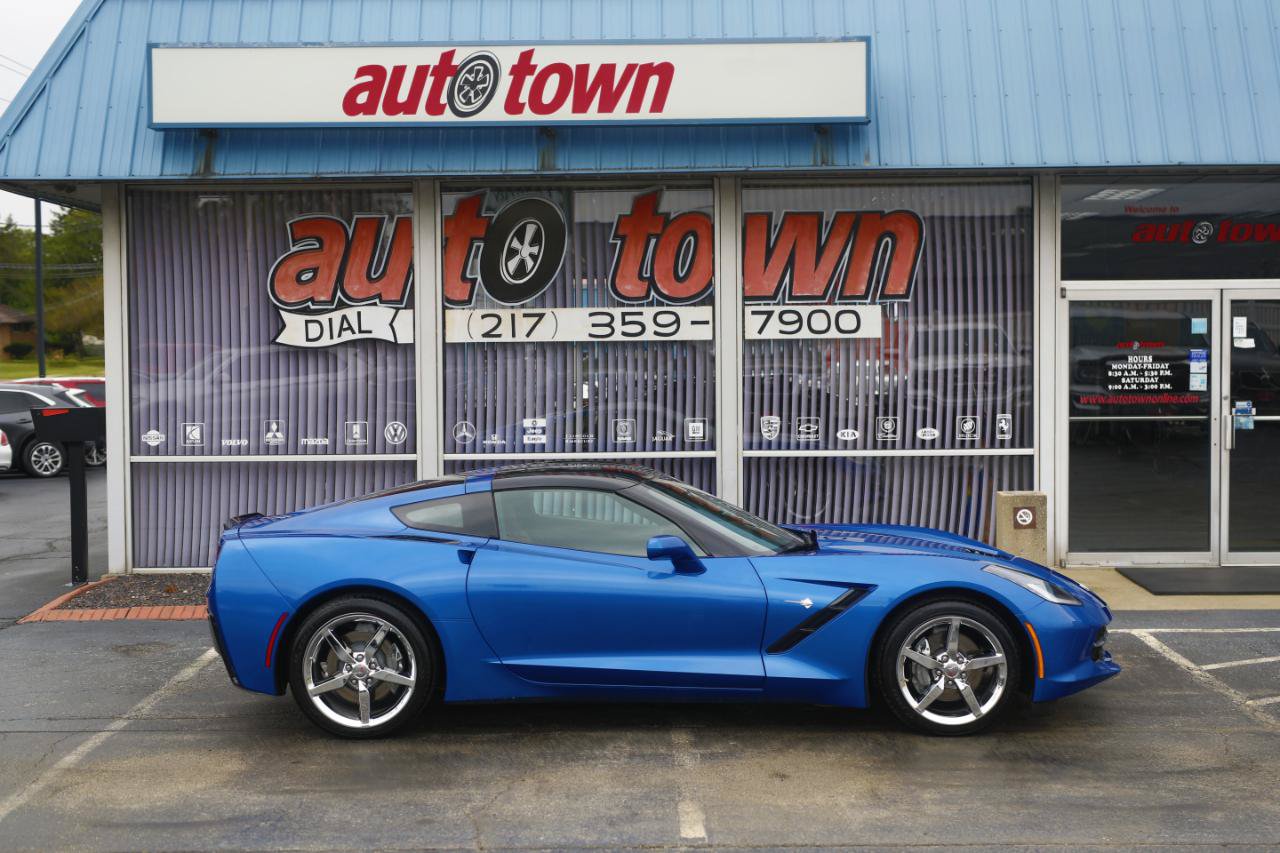 Used 2014 Chevrolet Corvette Stingray Coupe w/ 2LT Preferred Equipment Group RWD image 19