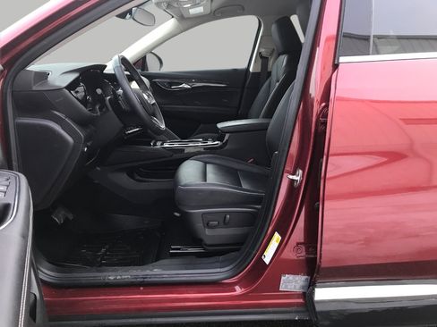 Used 2022 Buick Envision Essence w/ Technology Package I image 9