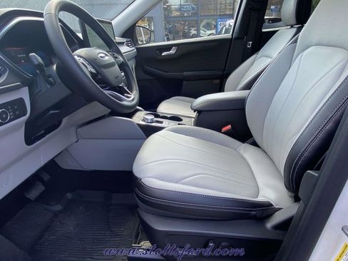 New 2026 Ford Escape Platinum w/ Premium Technology Package AWD/4WD image 15