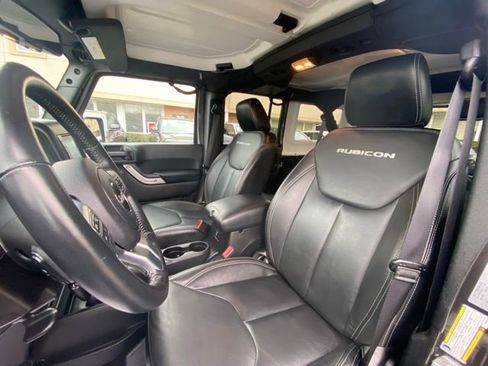 Used 2017 Jeep Wrangler Unlimited Rubicon image 22