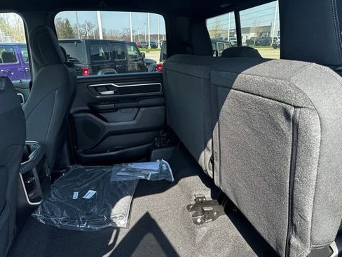 New 2026 RAM 1500 Big Horn AWD/4WD image 32