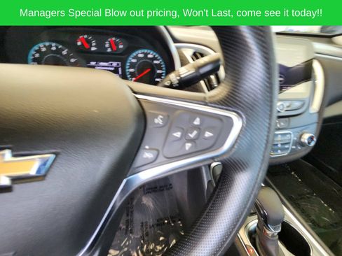 Used 2024 Chevrolet Malibu LT FWD image 37