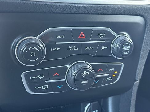 Used 2022 Dodge Charger R/T w/ Blacktop Package image 20