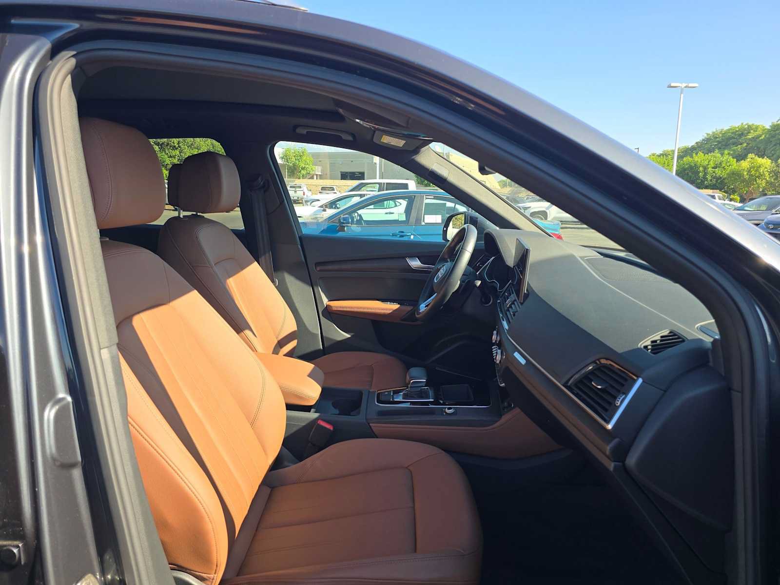 Used 2023 Audi Q5 2.0T Premium Plus w/ Premium Plus Package AWD/4WD image 10