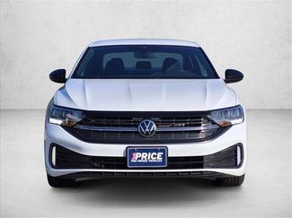 Used 2024 Volkswagen Jetta Sport FWD video 2