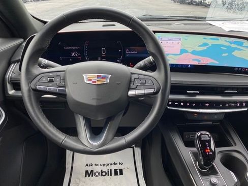 Certified 2025 Cadillac XT4 Premium Luxury AWD/4WD image 7