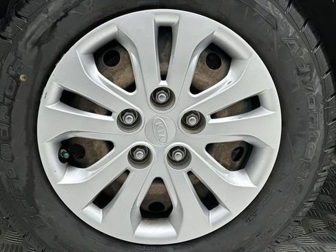 Used 2011 Kia Forte EX image 10