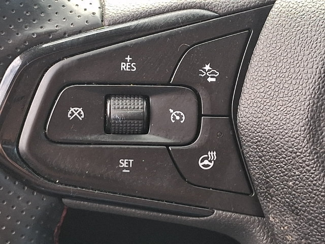 Used 2024 Chevrolet Trax RS w/ Driver Confidence Package FWD image 21