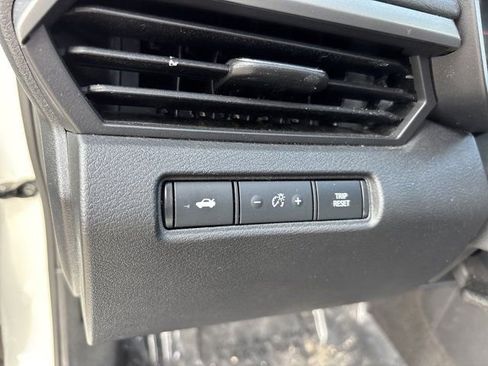 Used 2024 Nissan Altima 2.5 S image 18