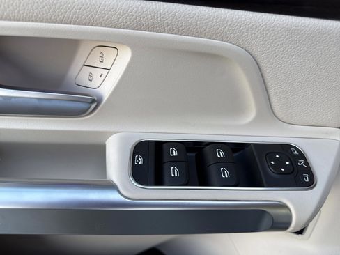 New 2026 Mercedes-Benz GLB 250 GLB 250 image 18