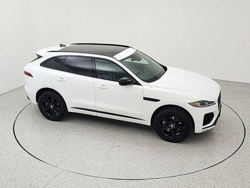 Certified 2026 Jaguar F-PACE R-Dynamic S AWD/4WD image 15