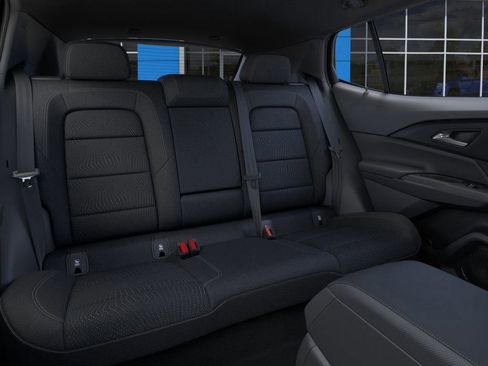 New 2026 Chevrolet Equinox EV LT image 17