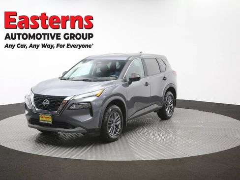 Used 2023 Nissan Rogue S AWD/4WD image 57