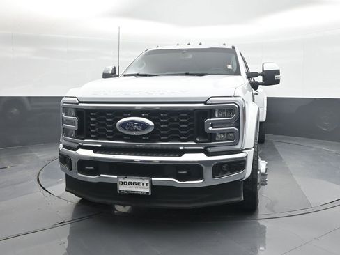 Used 2025 Ford F450 Lariat w/ Chrome Package image 5