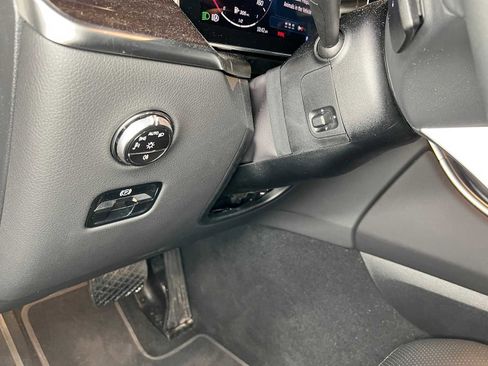 Used 2026 Mercedes-Benz GLC 300 4MATIC image 25