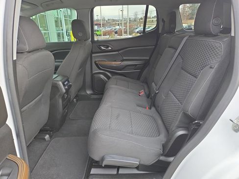 Used 2019 GMC Acadia SLE image 15