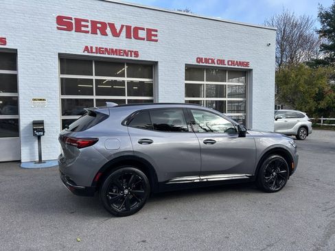 Used 2022 Buick Envision Essence w/ Technology Package I image 6