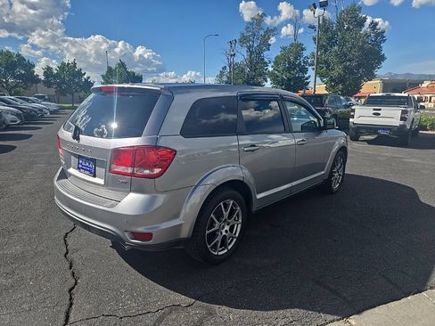 Used 2018 Dodge Journey GT w/ Nav & Sun Group FWD image 4