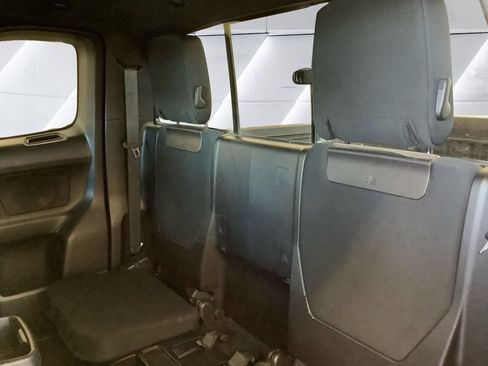 Used 2023 Toyota Tacoma TRD Off-Road image 18