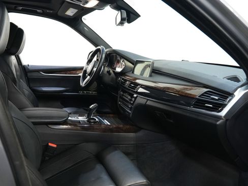 Used 2014 BMW X5 xDrive50i image 33