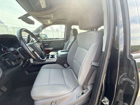 Used 2018 Chevrolet Silverado 1500 LT w/ Texas Edition AWD/4WD image 17