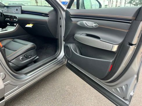 New 2026 Genesis GV70 2.5T Sport Prestige AWD/4WD image 21