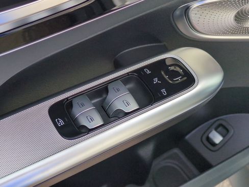 Certified 2026 Mercedes-Benz GLC 300 4MATIC image 13
