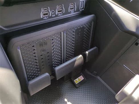 New 2026 RAM 1500 Laramie w/ Night Edition image 31