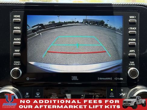 Used 2021 Toyota Highlander XSE AWD/4WD image 36