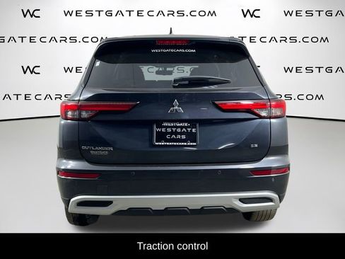 Used 2024 Mitsubishi Outlander SE image 7