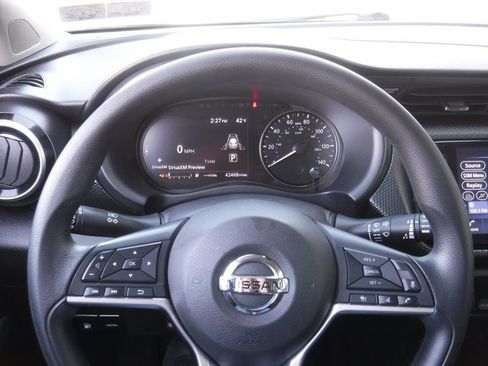 Used 2021 Nissan Kicks SV image 36