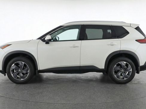 Used 2025 Nissan Rogue SV AWD/4WD image 5