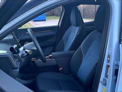 New 2026 Volvo EX30 Cross Country Ultra w/ Protection Package Premier image 37