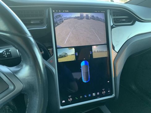 Used 2018 Tesla Model X 75D AWD/4WD image 12