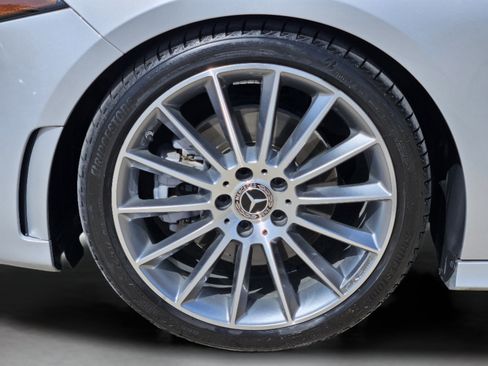 Used 2022 Mercedes-Benz A 220 image 31
