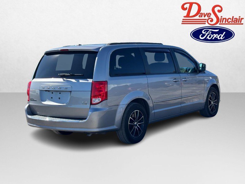 Used 2017 Dodge Grand Caravan GT FWD image 7