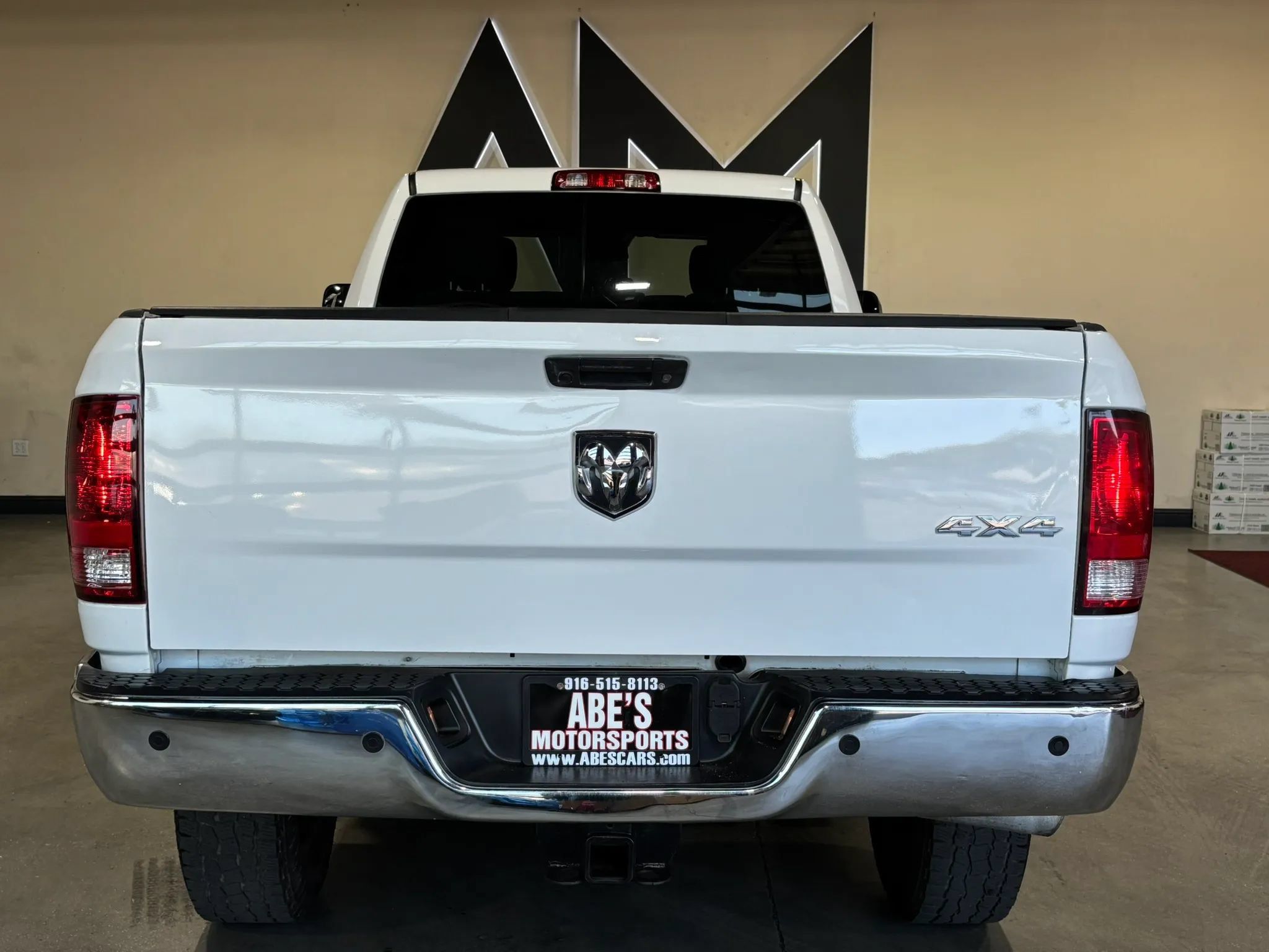 Used 2018 RAM 2500 Tradesman w/ Chrome Appearance Group AWD/4WD image 5