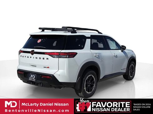 New 2026 Nissan Pathfinder Rock Creek image 5