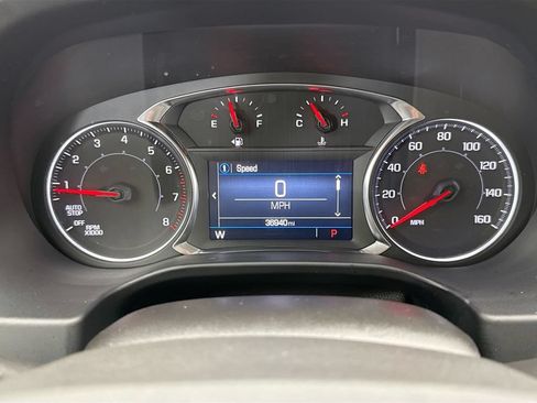 Used 2023 GMC Acadia SLE w/ Elevation Edition FWD image 33