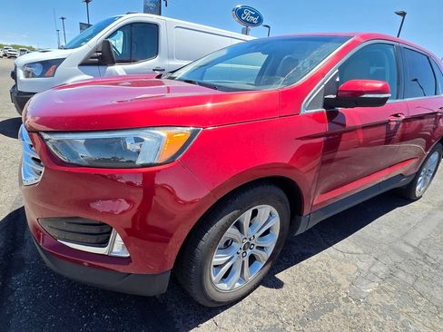 Used 2024 Ford Edge Titanium AWD/4WD image 3