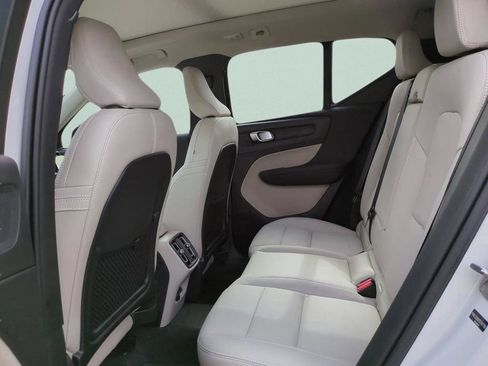 New 2026 Volvo XC40 B5 Plus w/ Protection Package Premier AWD/4WD image 10