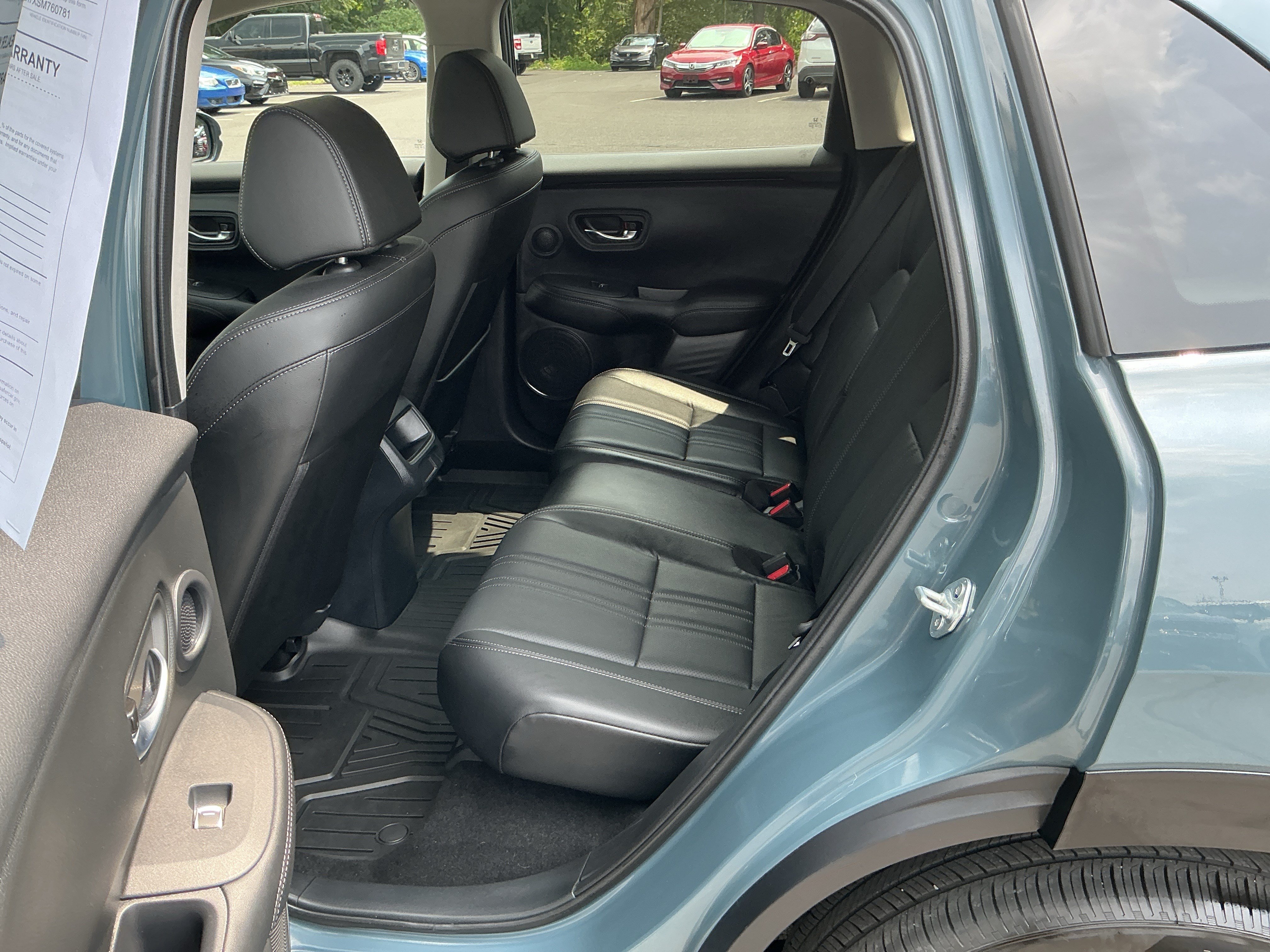 Used 2025 Honda HR-V EX-L image 10