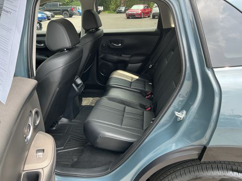Used 2025 Honda HR-V EX-L image 10