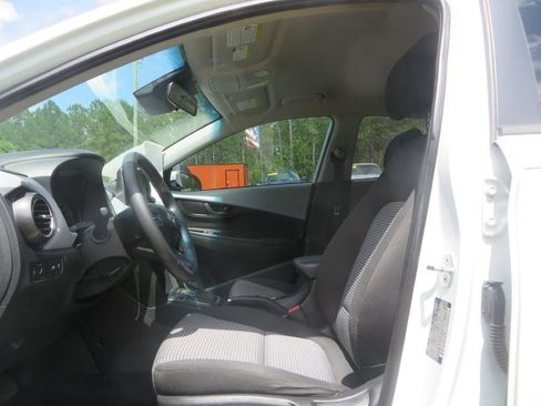 Used 2020 Hyundai Kona SEL FWD image 9