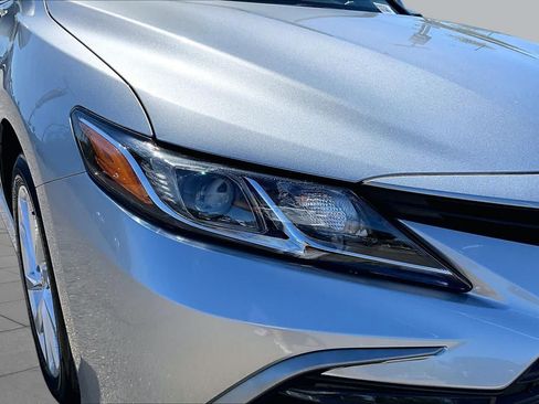 Used 2024 Toyota Camry LE w/ Convenience Package FWD image 27